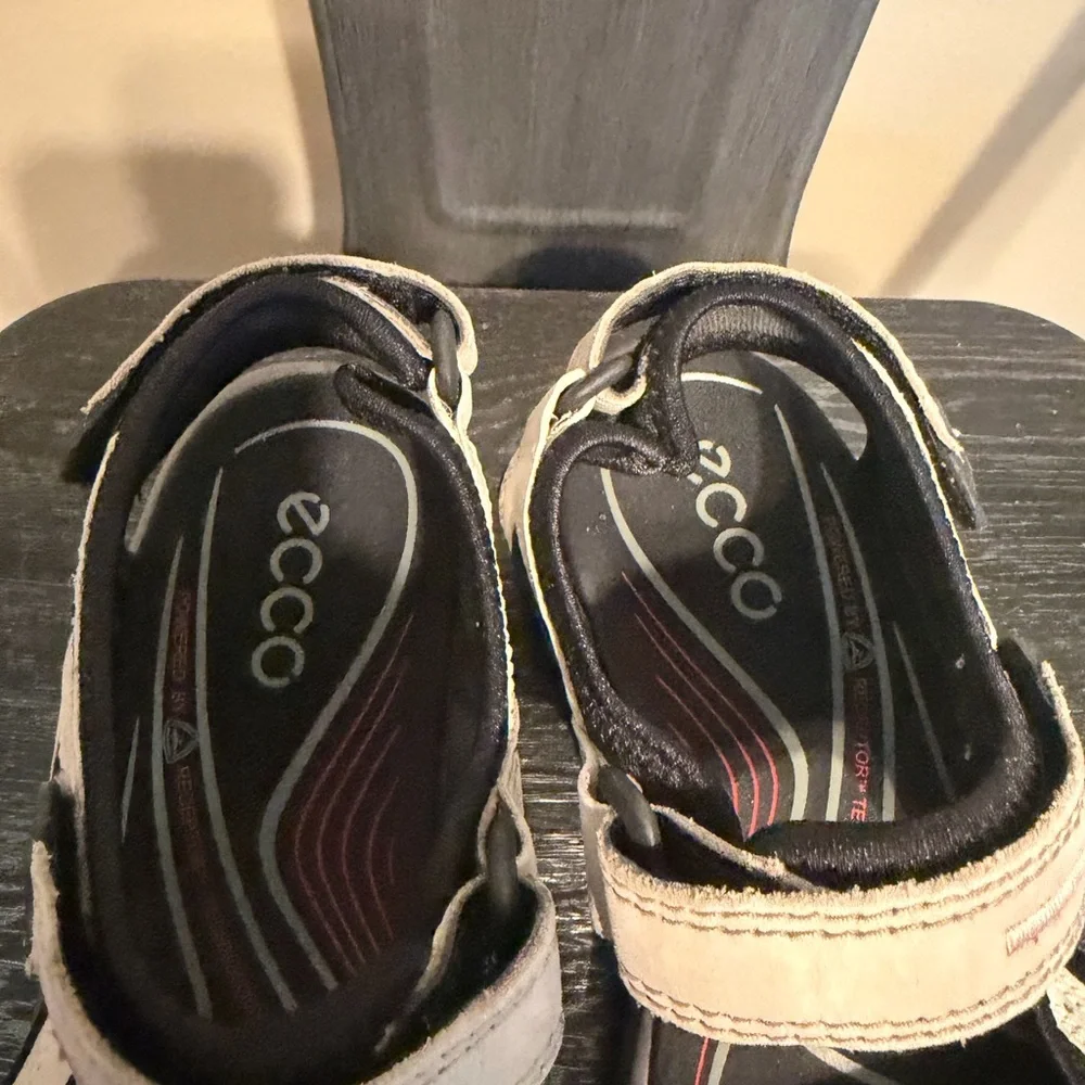 ECCO Offroad Nubuck Sandals Beige EU 37 - Picture 3 of 12